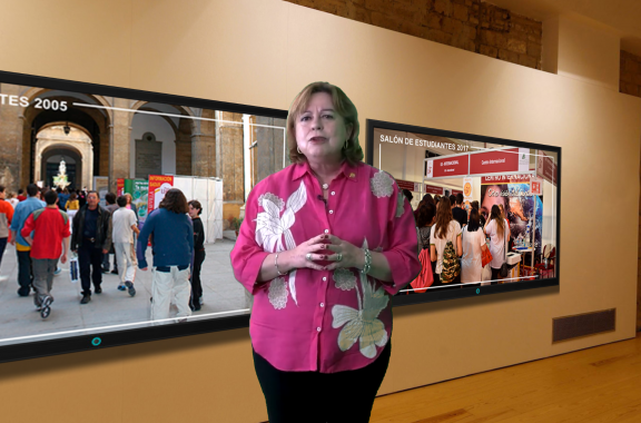 Exposición carteles y fotografias salón de estudiantes